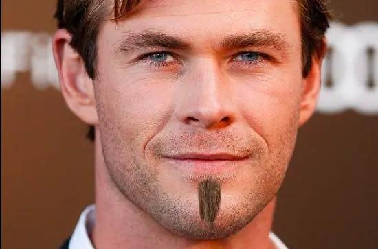 Thin Vertical Soul Patch
