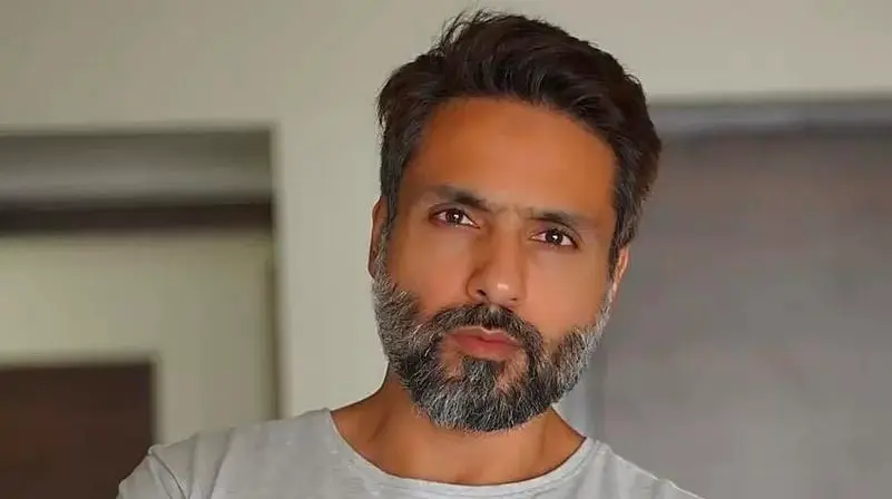 Salt & Pepper Beard